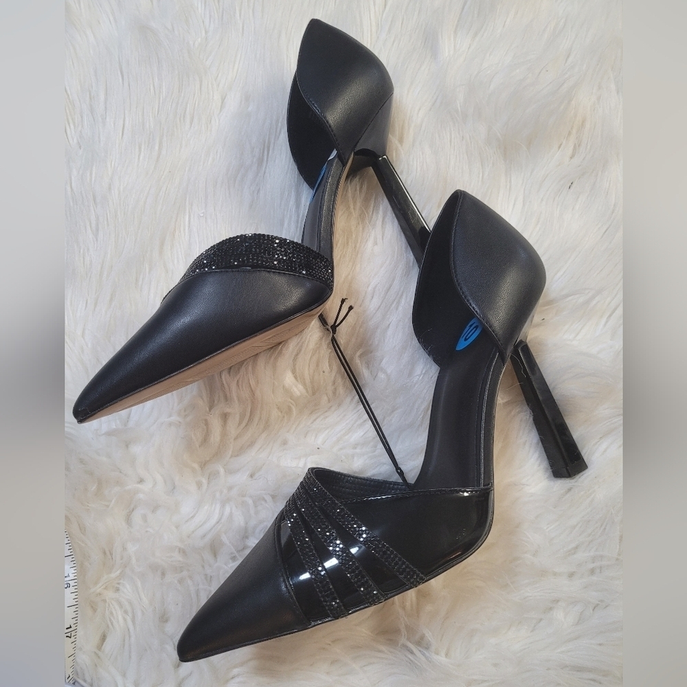 Elegant Black Women's Heels - Picture 3 of 9